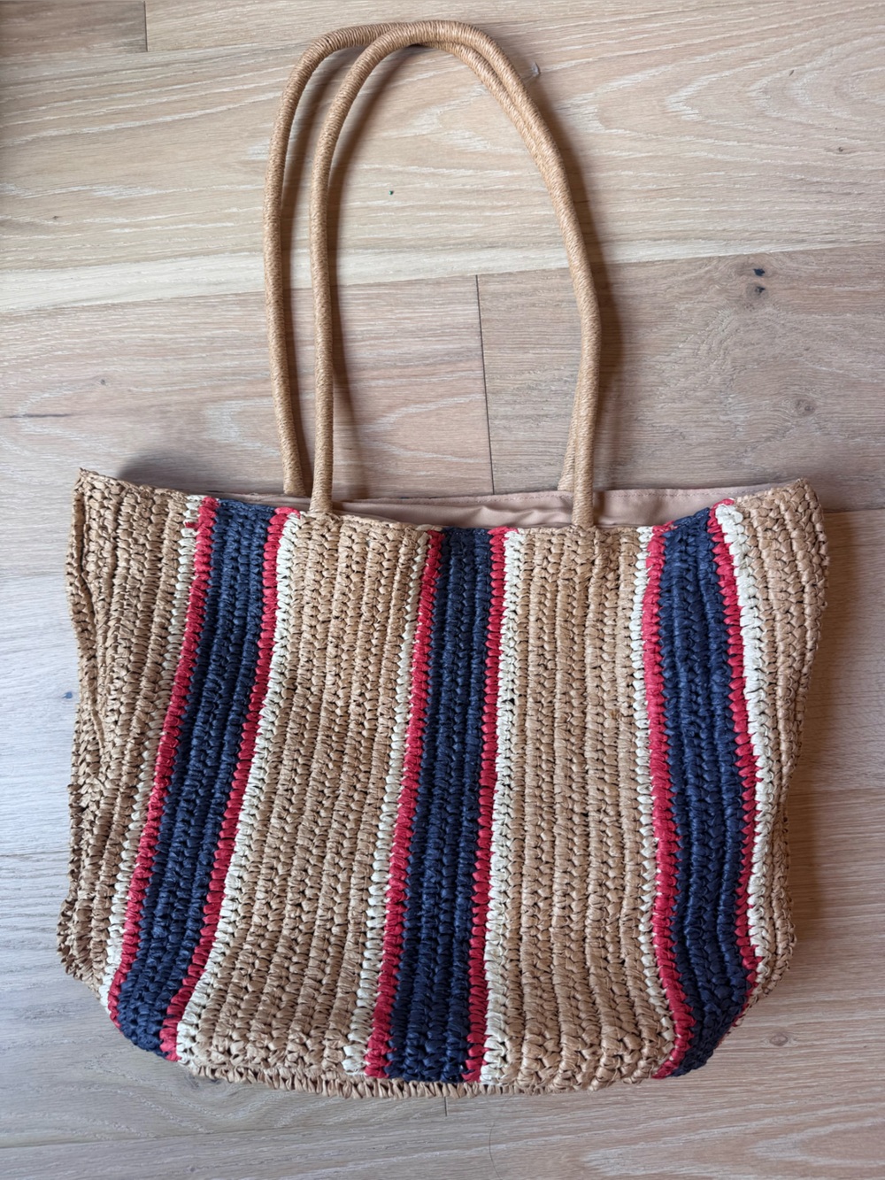 Straw tote